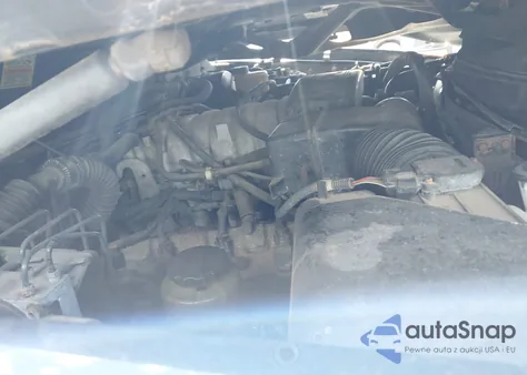 2002 Toyota Tundra Ltd V8 z USA, uszkodzony, nr VIN 5TBBT48152S276252